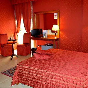 Shasa Hotel